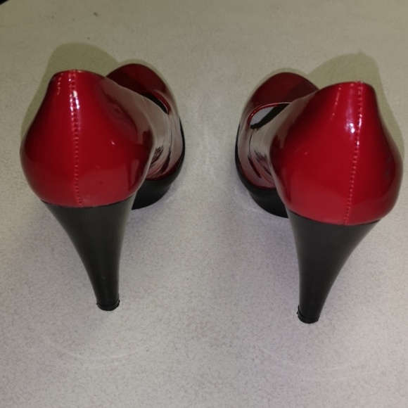 Nine West Heels - Picture 3 of 5